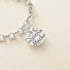 "Te Quiero Mucho" Charm