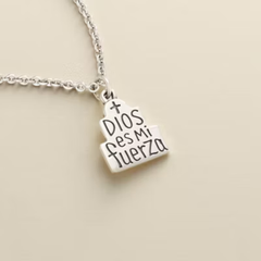 Dios es Mi Fuerza Charm