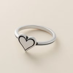 Delicate Heart Ring