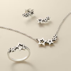 Twinkling Stars Necklace